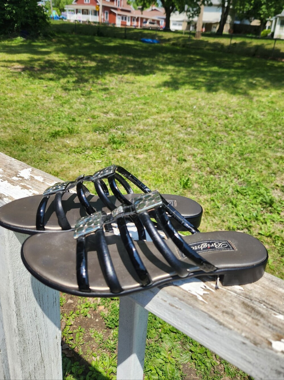 Brighton Strappy Slide Sandals With A Silver-Toned Square Adornment Size 7 EUC - Picture 13 of 16